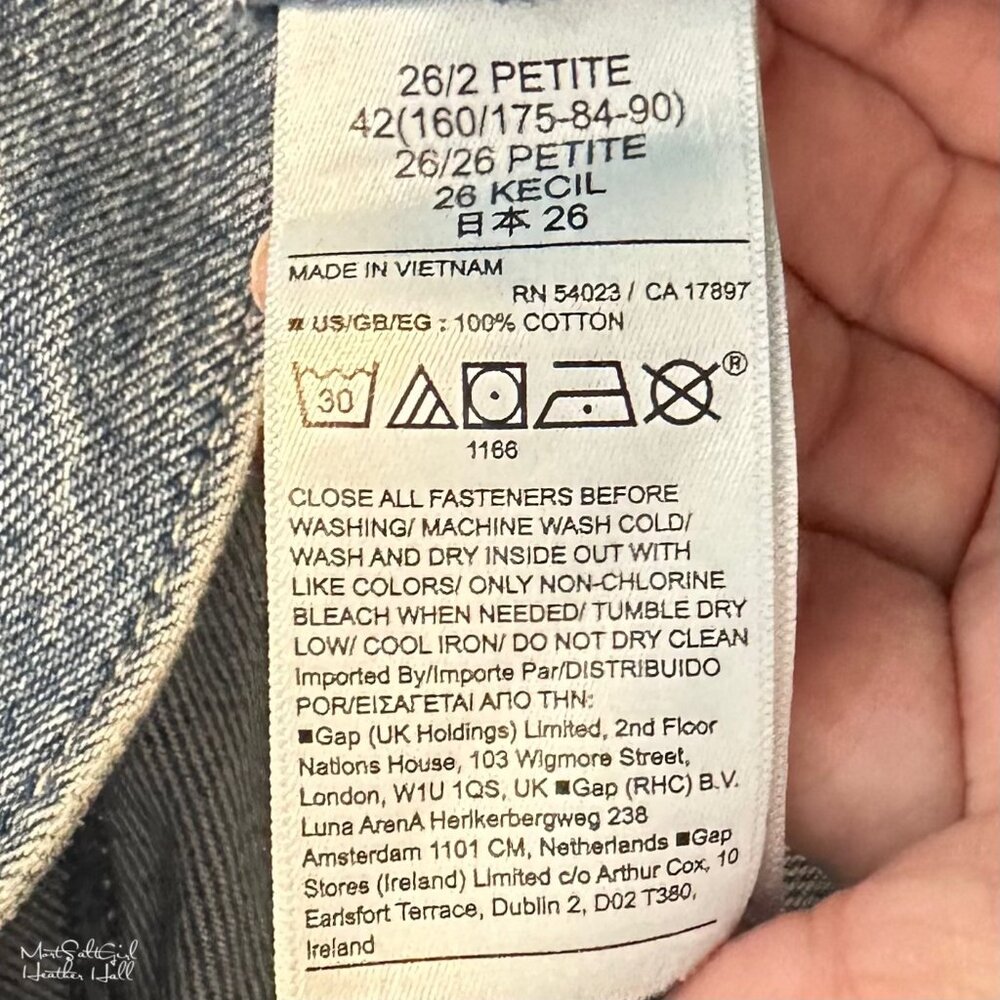 Gap High-Rise Patch Distressed Barrel Jeans Size 26 Petite - Picture 6 of 6